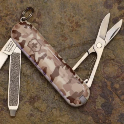 Victorinox Classic Camouflage Blistered -Outdoor Gear 0.6223.941B1 5 600x600 8a067bd2 4e17 4d63 9d0a d94621a8c2ed