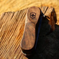 Victorinox Nail Clip 580 - Walnut -Outdoor Gear 0.6461.63 6 600x600 c9ab08a7 8ac1 4f69 a523 4050c24c844b