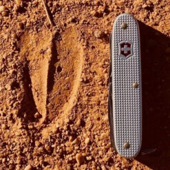 Victorinox Pioneer X Alox - Silver -Outdoor Gear 0.8231.26 5 600x600 a5ffb159 e20f 44c2 af8d e0c9cc987531