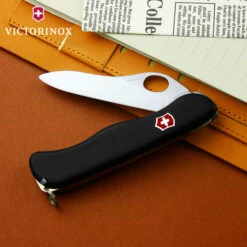 Victorinox Sentinel One Hand -Outdoor Gear 0.8413.M3 3 600x600 78b93b92 0f32 4272 8b21 d05c7e5c3b1d