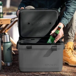 STANLEY® Adventure Cooler 16QT 39 STANLEY® Adventure Cooler 16QT -Outdoor Gear 10 01623 199 03