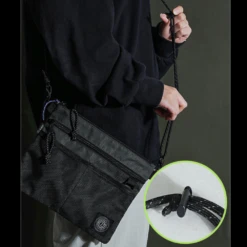 KZM Essential Sacoche Bag -Outdoor Gear 23 1d2d7189 3faa 4f54 8dd7 370064f355a2