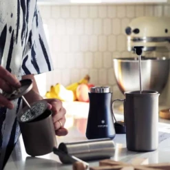 Snow Peak Stainless Vacuum Bottle Tsuzumi 350 Black -Outdoor Gear 4 1ec3c7ae 23e7 444b adc9 3e74e7ddf0de