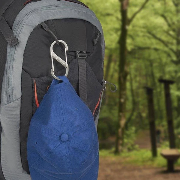 Nite Ize S-Biner® Stainless Steel Dual Carabiner #1 - 6 Pack - Stainless 4 Nite Ize S-Biner® Stainless Steel Dual Carabiner #1 - 6 Pack - Stainless - Image 4