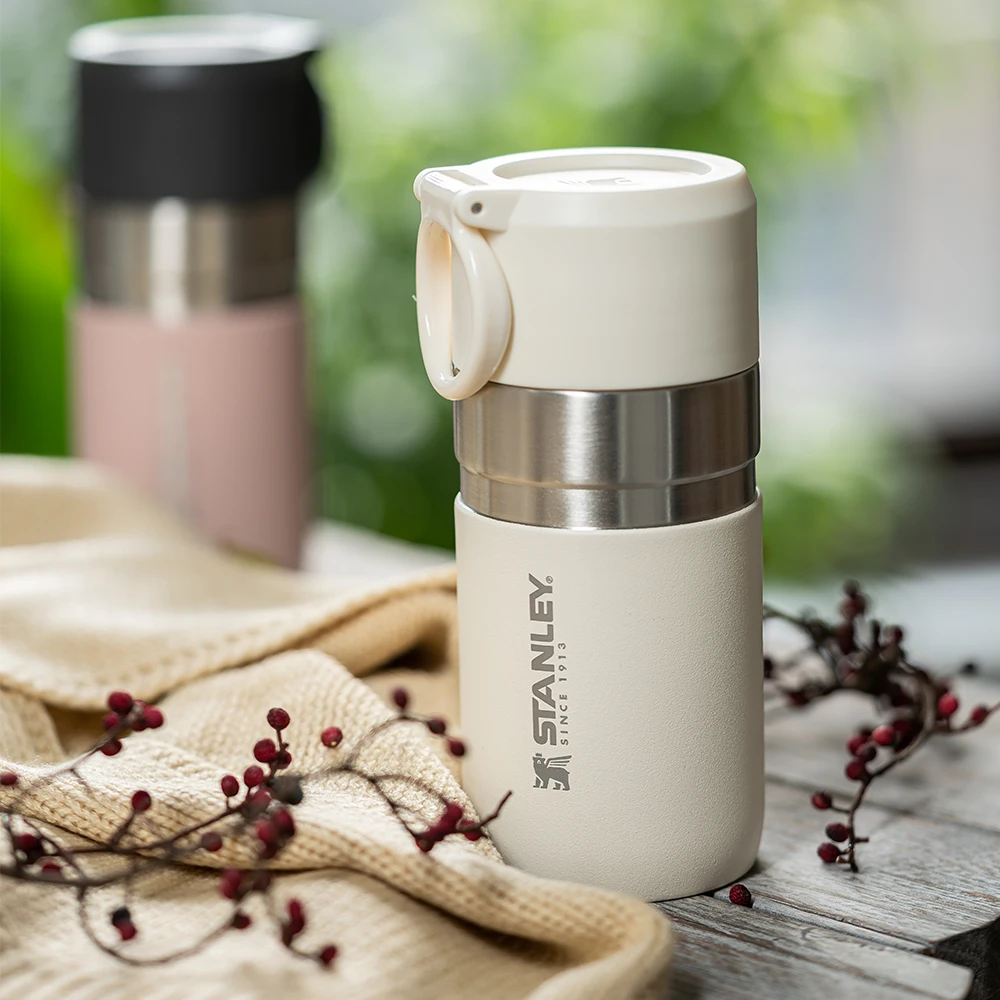 Stanley Go Slim Vacuum Bottle 9.5oz - Hammertone Green 3 Stanley Go Slim Vacuum Bottle 9.5oz - Hammertone Green - Image 3