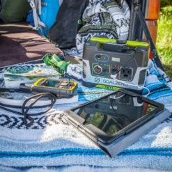 Goal Zero Yeti 150 230V -Outdoor Gear a345e016033818ff6dbe2bdad77d5be7