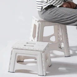 Tenma Low Leg Portable Folding Stool Army Green -Outdoor Gear chair eric 10 600x600 bc8fd03c 071a 4ad0 b208 81e3622c2ef6