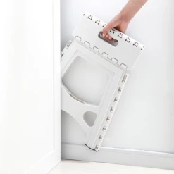 Tenma Low Leg Portable Folding Stool Army Green -Outdoor Gear chair eric 9 600x600 b3507ac8 a818 435c 8b13 c63a400b745a