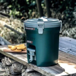 Stanley Adventure Water Jug 2 Gallon -Outdoor Gear d6e1337afbd660455eb9477fbc04da71 600x600 6b273b4b b1e2 4698 9efc c33ddca65a34