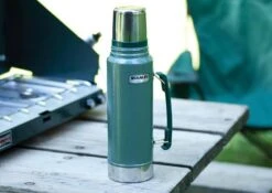 Stanley Classic Vacuum Insulated Bottle 1.4QT -Outdoor Gear stanley vacuum flask 1L lifestyle 1024x1024 600x600 90429ccf fc10 4abe a7df 1c65b5c3dac7